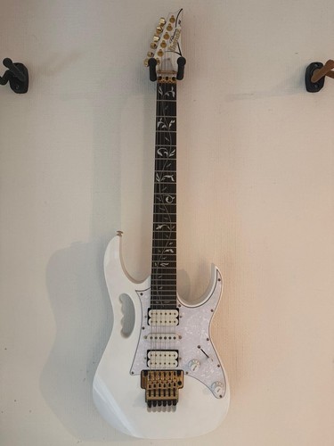 Ibanez jem7vp steve vai - ibanez,