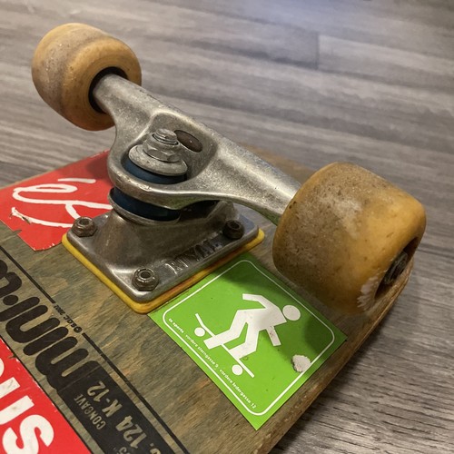 Skateboard mini logo - skateboard,