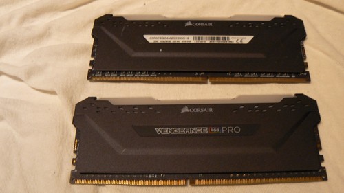 Corsair vengeance pro rgb - vengeance,