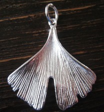 Ginkgo Blatt Anhänger 925