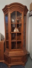 Eckvitrine Eiche massiv, sehr gut erhalten, Höhe 2m