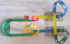 Darda Bahn - Rennbahn mit Autos, Verbinder, Loopings usw. - siehe Fotos