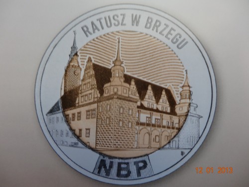 Zlotych 2025 ratusz - zlotych, brzegu