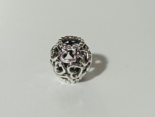 Pandora All Over-Herzen Charm