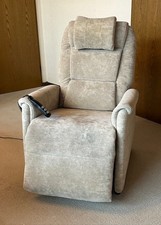 Fernsehsessel mit Aufstehhilfe