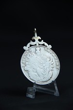 Charivari Anhänger Patrona