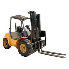 LÖWE Diesel Geländestapler 4