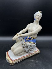 ENS Porzellan Figur Orientalin Frau auf Kissen kniend Porzellanfigur Thüringen