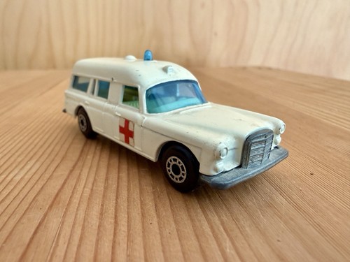 Matchbox lesney mercedes benz - mercedes,