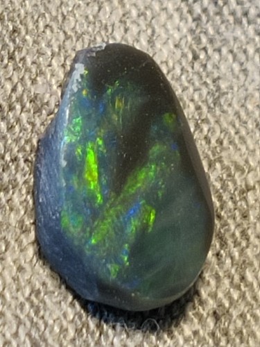 Schwarz opal karat - schwarz,