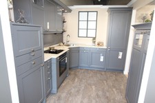 Ausstellungsküche von Häcker, Naturstein, Miele, Siemens