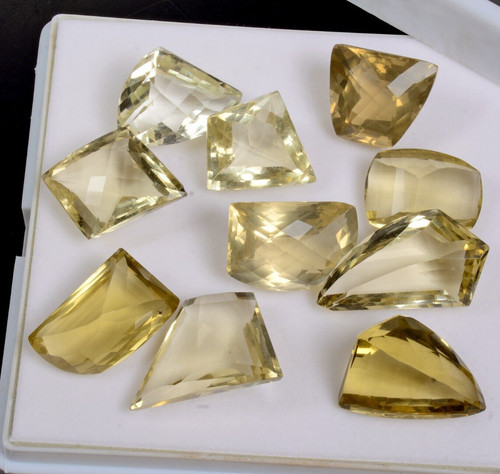 248 karat stück - 248.65,