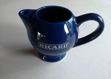 Seltener kleiner blauer Keramikkrug Ricard aus Frankreich