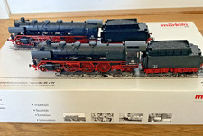 Märklin H0 37955 – Set mit 2 Schlepptender-Dampflokomotiven BR 003 + BR 03.10