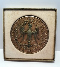 Alter Briefbeschwerer