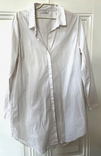 Weiße, lange Hemdbluse mit verdeckter Knopfleiste Gr. XL von Pieces, siehe Maße