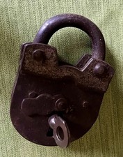 altes Vorhängeschloss