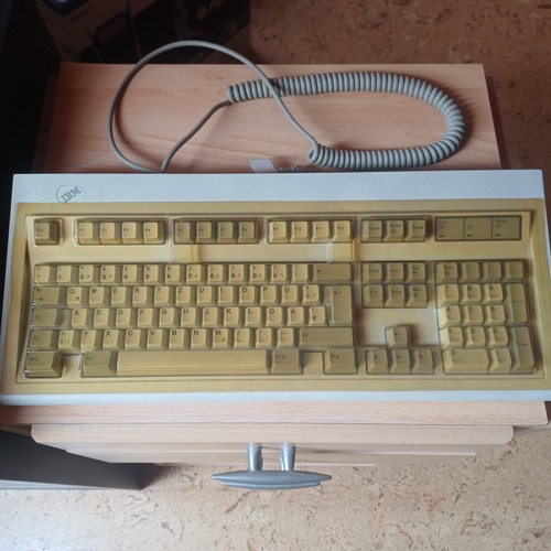 Ibm model 1391403 1990 - ibm,