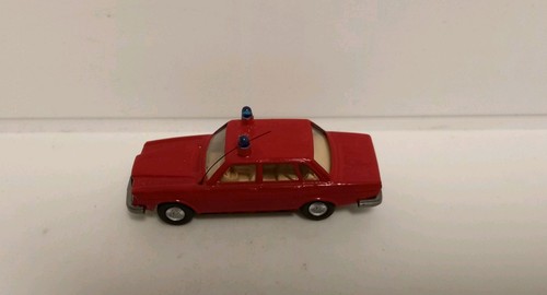 Wiking volvo 264 - 1:87,