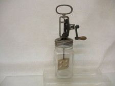 x-79044	Alte Antik Buttermaschine,Butterschleuder 1L. H:ca.330mm