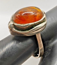 Schöner Ring mit einem