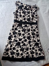 Comma  :  Wunderschönes Etui