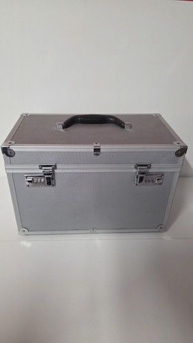 Silver make trolley case - make-up,