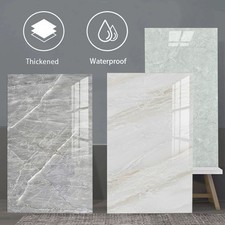 Selbstklebende Wandpaneele