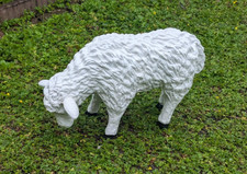 Schaf -Schäfchen - Tierfigur - Dekoration -Figur -  Garten Deko original Größe