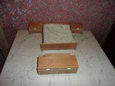  Altes Schlafzimmer-50er Jahre Design-Puppenstube-Puppenhaus