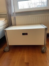 Rollcontainer mit Schublade