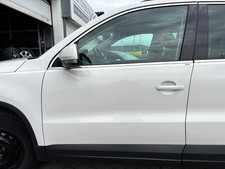 Tür vorne links VW Tiguan 5N CANDYWEISS LB9A weiß