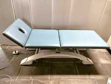 3 Zonen Massageliege Arcus Universal (Baujahr 11/96) – WIE NEU