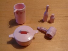 Barbie Zubehör - Kochtopf, Kanne, Flaschen usw. - rosa - 80 - 90ger vintage