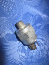 BREMSLICHTSCHALTER TRAKTOR UNIMOG BAGGER TREKKER NOS  (MO110)