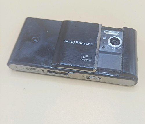 Sony ericsson satio u1i - u1i, –
