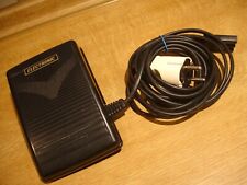 NÄHMASCHINE SINGER ANLASSER  4C-326C 220-240V, 0,7A,  FUNKTION GEPRÜFT