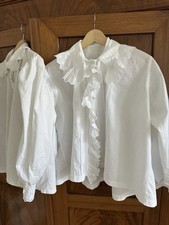 Zwei alte Französische Blusen