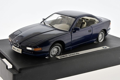 Bmw 850 csi blue metallic - metallic, 1/18
