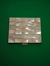 Vintage Puderdose mit Perlmutt