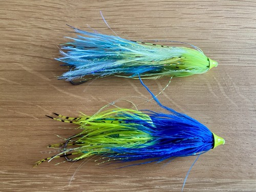 Aqua flies chinook - aqua,