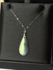 Kette natürlicher grauer