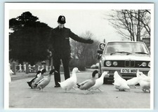 POSTKARTE BRITISCHER POLIZIST