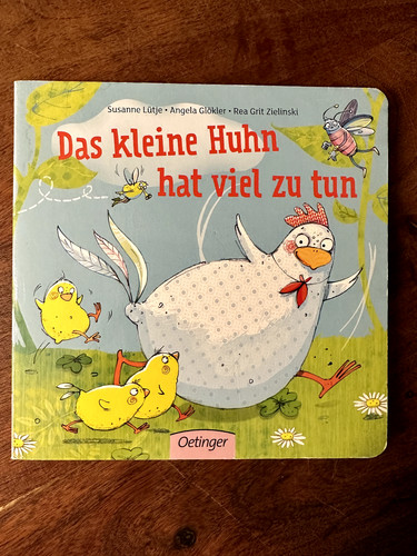 Das kleine huhn hat viel - das,