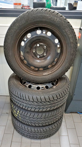 Satz sportiva winterräder - 1,