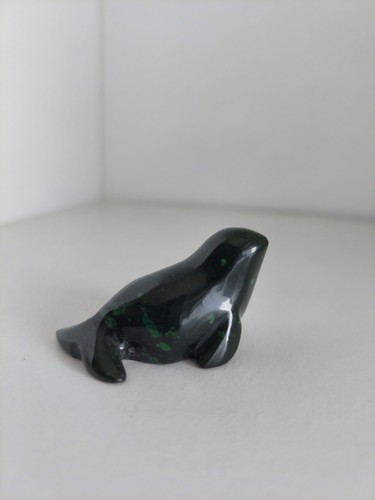 Seehund kleine figur grüner - kleine,