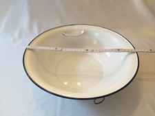 Alte Waschschüssel Emaille weiß mit Seifenablage