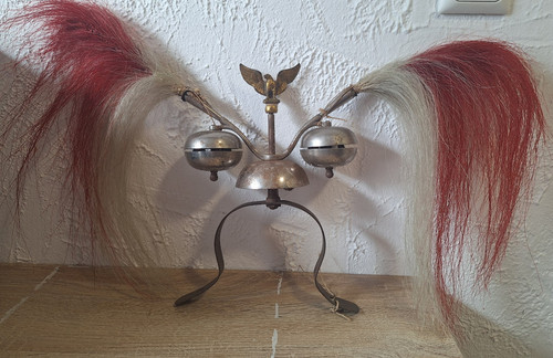 Horses bells ringing bells