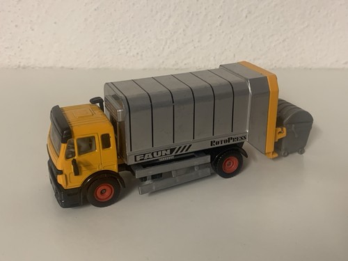Siku super mercedes benz - mercedes,