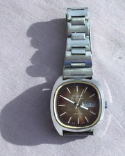 alte Armbanduhr GUB Glashütte Spezichron 22 Rubis Ehrengeschenk des ZK der SED